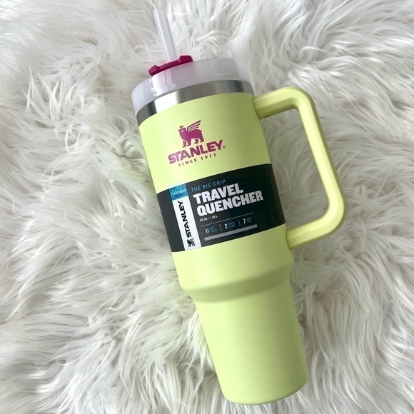 Stanley Adventure Quencher Tumbler 40oz Citron Mix - Picture 1 of 5